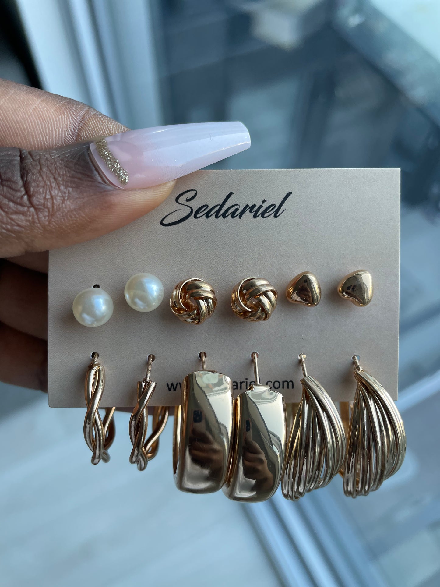 Almeida Earring Set
